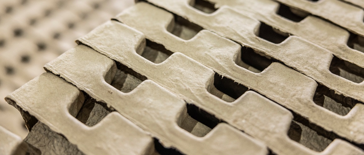 Moulded pulp recyclable packaging