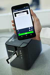 Brother PT-P950nw étiqueteuse impression mobile via app sur smartphone